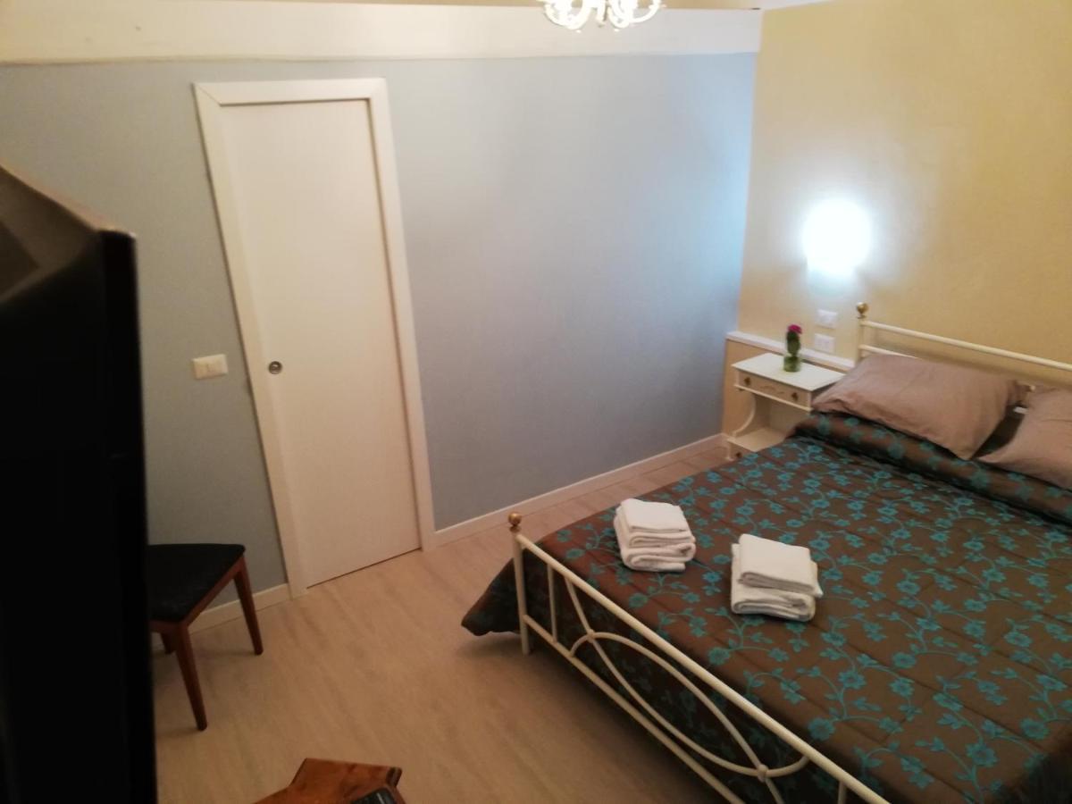 B&B Camere Montalto Centro Montalto di Castro Bagian luar foto